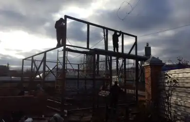 Строительство гаража из сэндвич панелей Зональный